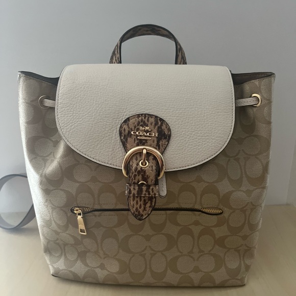 Coach Bags Nwt Coach Ca426 Kleo Backpack In Blocked Signature